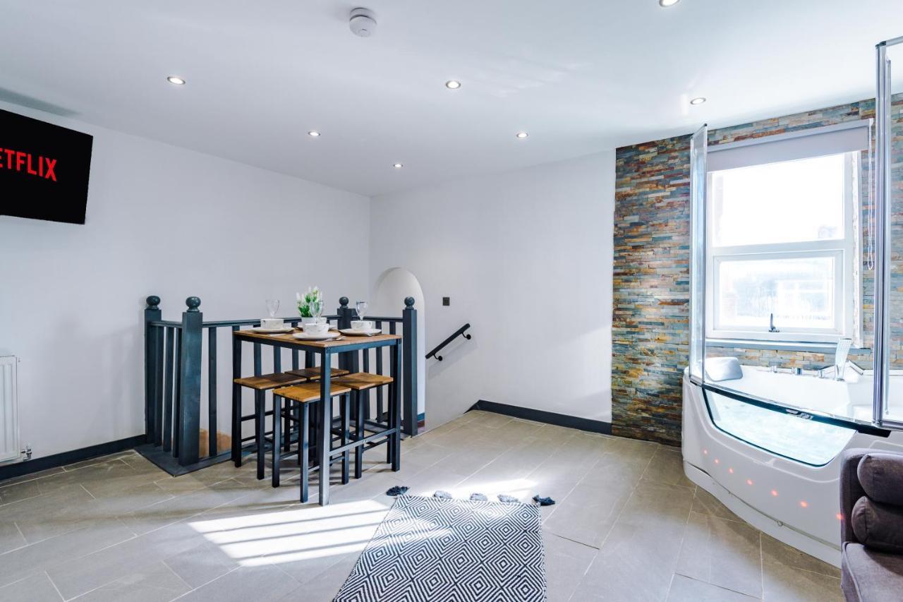 Empire Blackpool Apartments - George St 외부 사진
